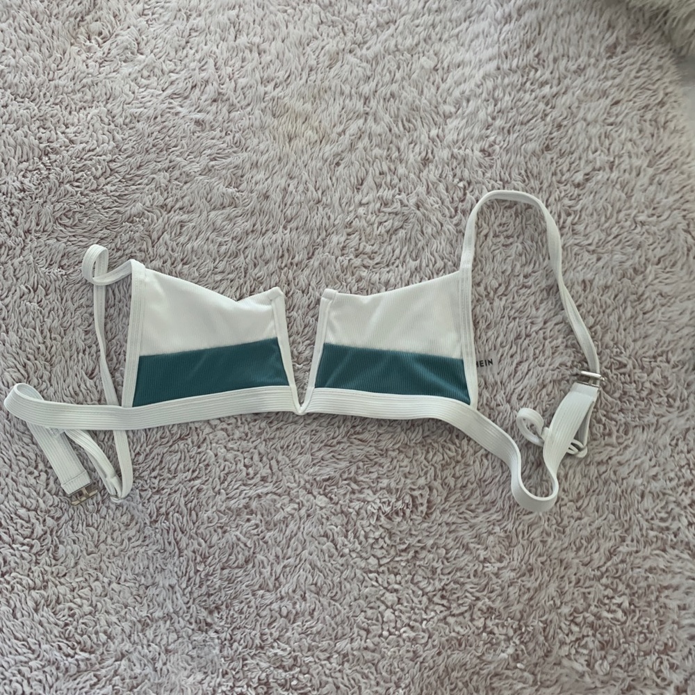 Bikini top
